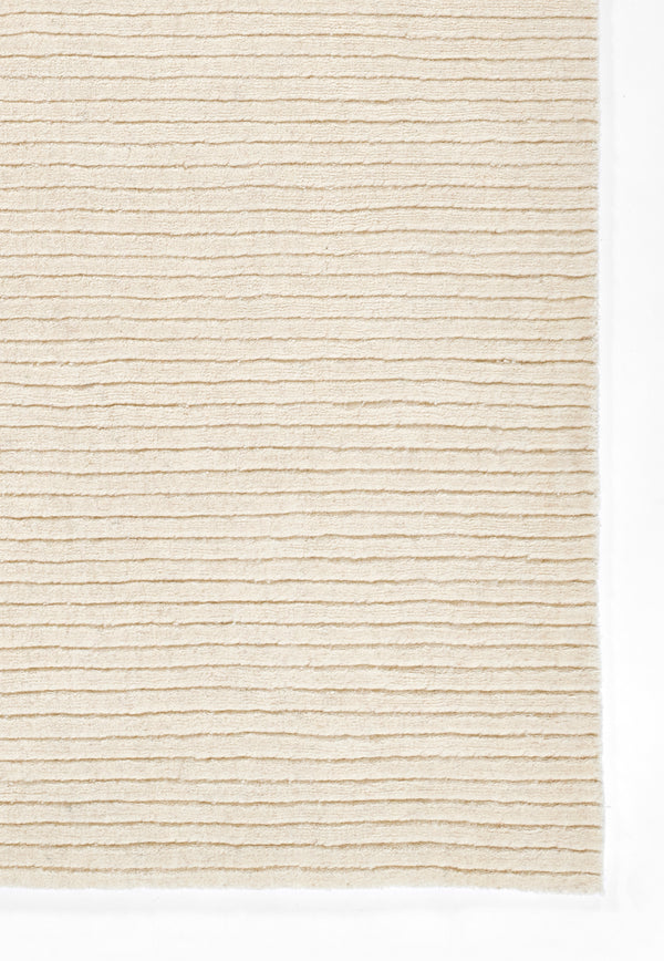 Hand Loomed Wool White Contemporary Area Rug – 2' x 4' | Asher by Momeni lifestyle