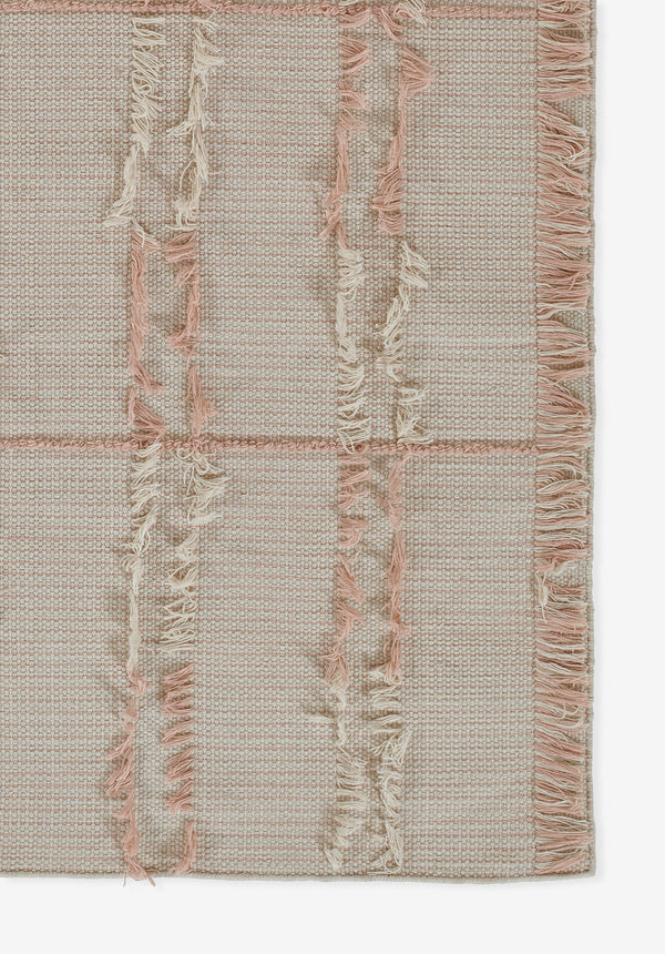 Serena SRN-1 Bohemian Area Rug in Pink, 2' X 3' lifestyle