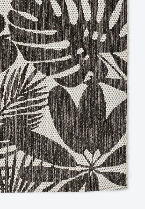 Villa VI-13 Transitional Runner Rug in Black, 2' X 6' Runner lifestyle