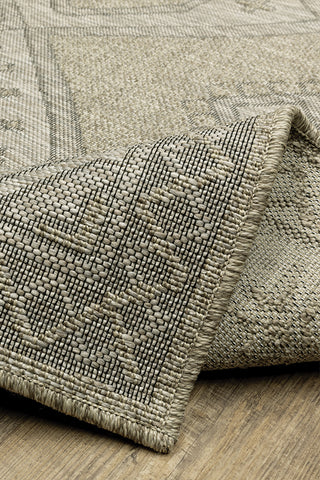 100% Polypropylene Vintage  Indoor/Outdoor Area Rug