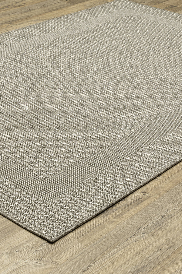100% Polypropylene Vintage  Indoor/Outdoor Area Rug