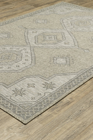 100% Polypropylene Vintage  Indoor/Outdoor Area Rug