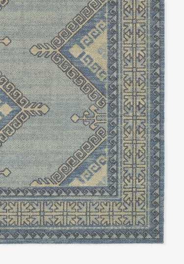 Blue Traditional area rug 6'6" X 9 - close-up of pattern and texture