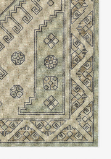 Green Wool area rug 5'3" X 7 - close-up of pattern and texture