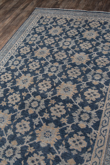 Blue area rug 9'6" X 13 - close-up of pattern and texture