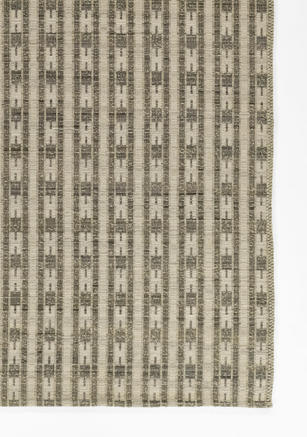 Machine Made Wool Green Contemporary Area Rug – 2'7