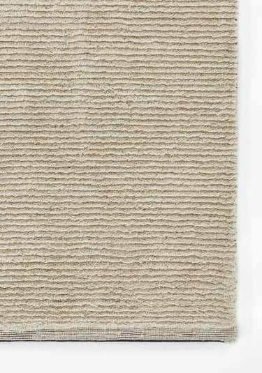 Wool area rug 9' X 12' - close-up of pattern and texture