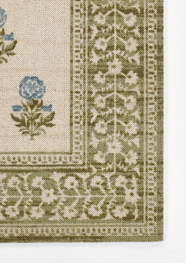 Wool area rug 5'3" X 7 - close-up of pattern and texture