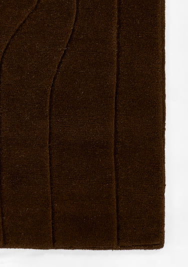 Natural Geometric area rug 2'6" X 8 - close-up of pattern and texture