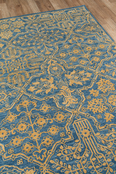 Wool area rug 2'3" X 8 - close-up of pattern and texture