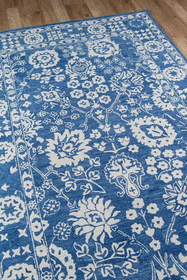 Blue Medallion area rug 2' X 3' - close-up of pattern and texture