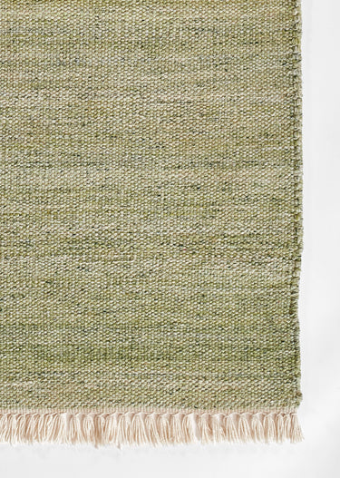 Polyester area rug 5' X 8' - close-up of pattern and texture