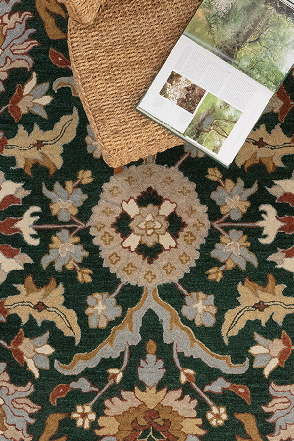 Azari-Keshan Evergreen Area Rug