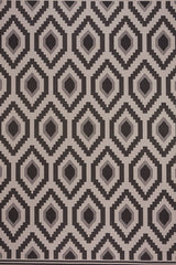 Cliffside Diamond Area Rug