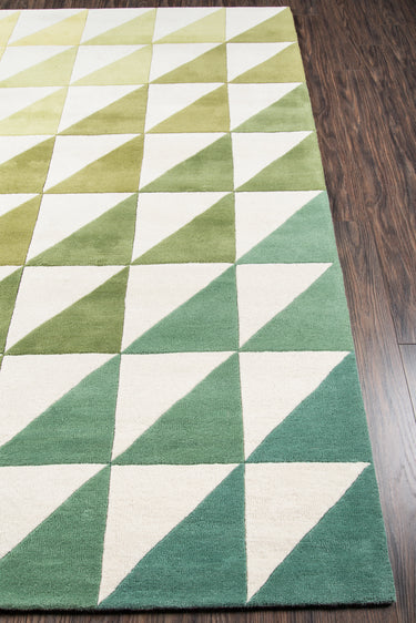 Green area rug 5' X 8' - close-up of pattern and texture