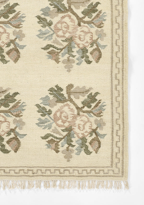 Florence Ivory Floral Area Rug by Momeni - 8' X 10' lifestyle