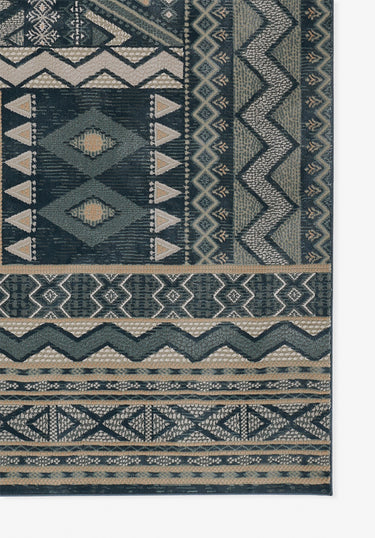 Blue Polyester area rug 8'11" X 12 - close-up of pattern and texture