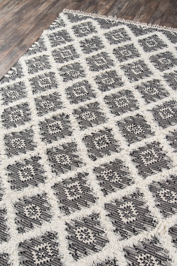Momeni Black Harper Rectangle Rug - HAR-1 5' X 7' lifestyle