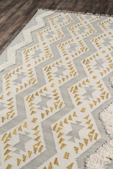 Wool area rug 2'3" X 7 - close-up of pattern and texture