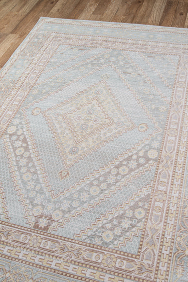Blue Oriental area rug 4' X 6' - close-up of pattern and texture