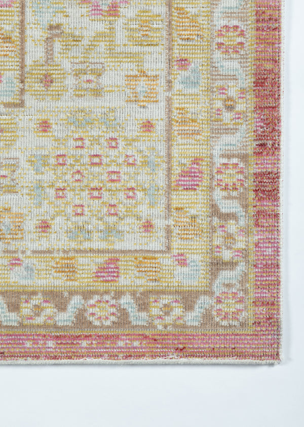 Isabella ISA-8 Oriental Area Rug in Pink, 2' X 3' lifestyle