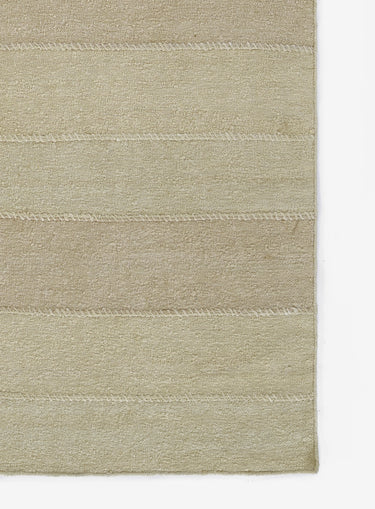 Ivory Southwestern area rug 2'6" X 8 - close-up of pattern and texture