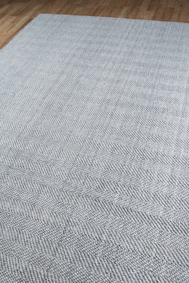 Polyester area rug 3'9" X 5 - close-up of pattern and texture