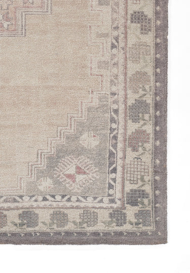 Brown area rug 2' X 4' - close-up of pattern and texture