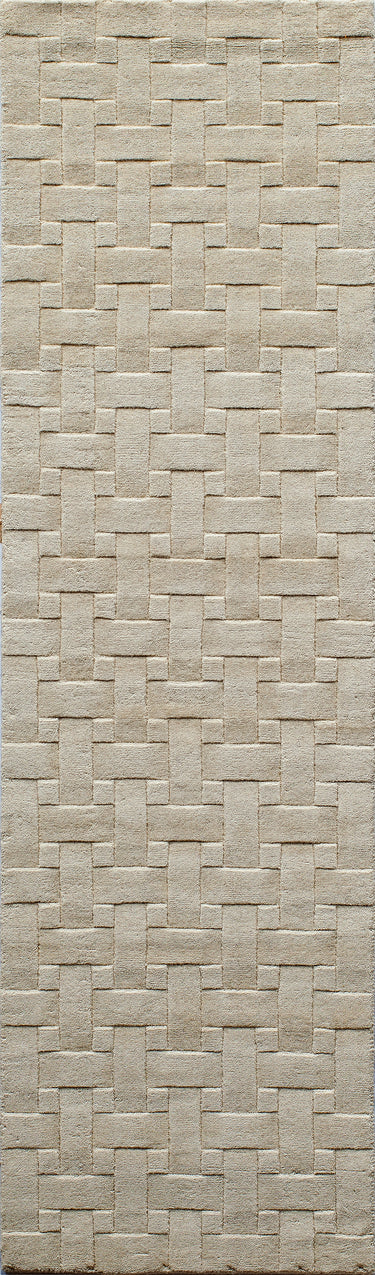 Ivory area rug 8' X 11' - close-up of pattern and texture