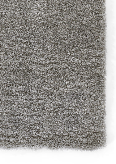 Grey Shag area rug 5'3" X 7 - close-up of pattern and texture