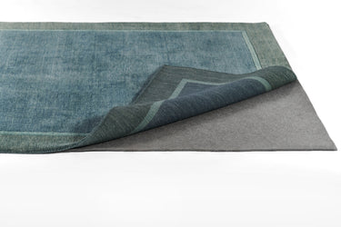 Grey Contemporary area rug 10' X 14' - close-up of pattern and texture