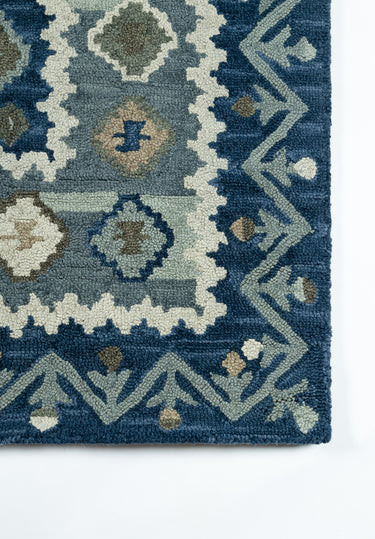 Blue area rug 76 7'6 - close-up of pattern and texture
