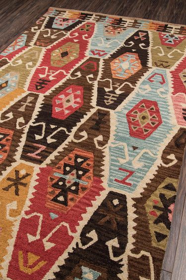Tan Wool area rug 5' X 8' - close-up of pattern and texture