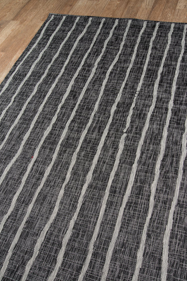 Black Polypropylene area rug 3'3" X 5 - close-up of pattern and texture