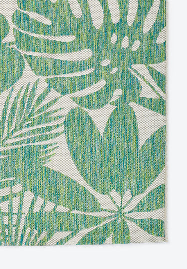 Green Polypropylene area rug 3'3" X 5 - close-up of pattern and texture