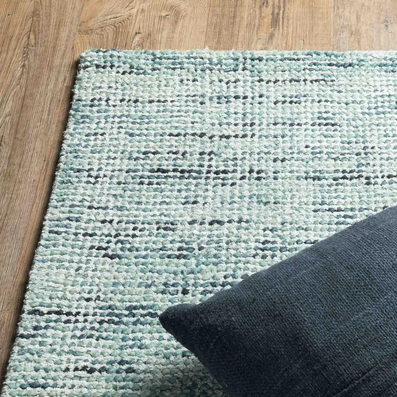 Lucent Blue Hand-crafted Wool Blend Area Rug AR7527