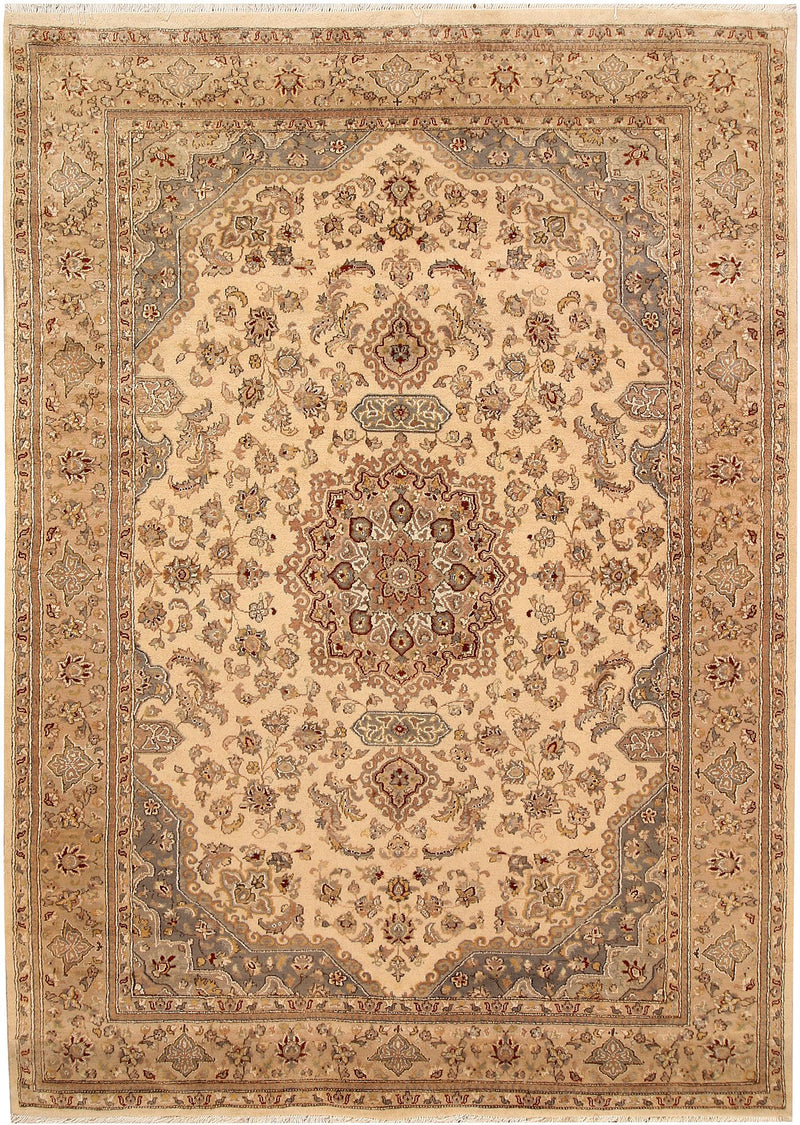 Ivory Isfahan Area Rug - AR5504